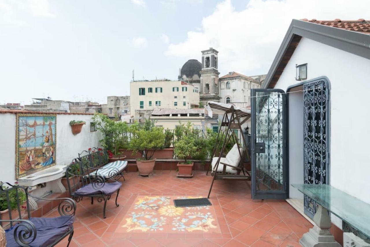 Terrazza Duomo Renaissance - Via Carbonara 20 Apartment Наполи Екстериор снимка